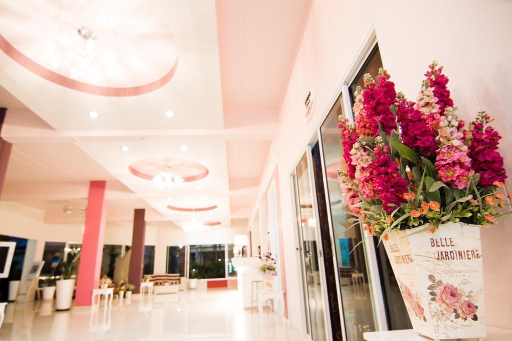 Boonsiri Boutique Hotel Sisaket Exterior photo