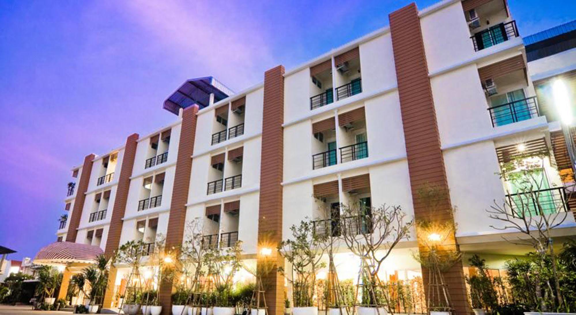 Boonsiri Boutique Hotel Sisaket Exterior photo